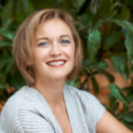 Profile photo of Elena Howarth